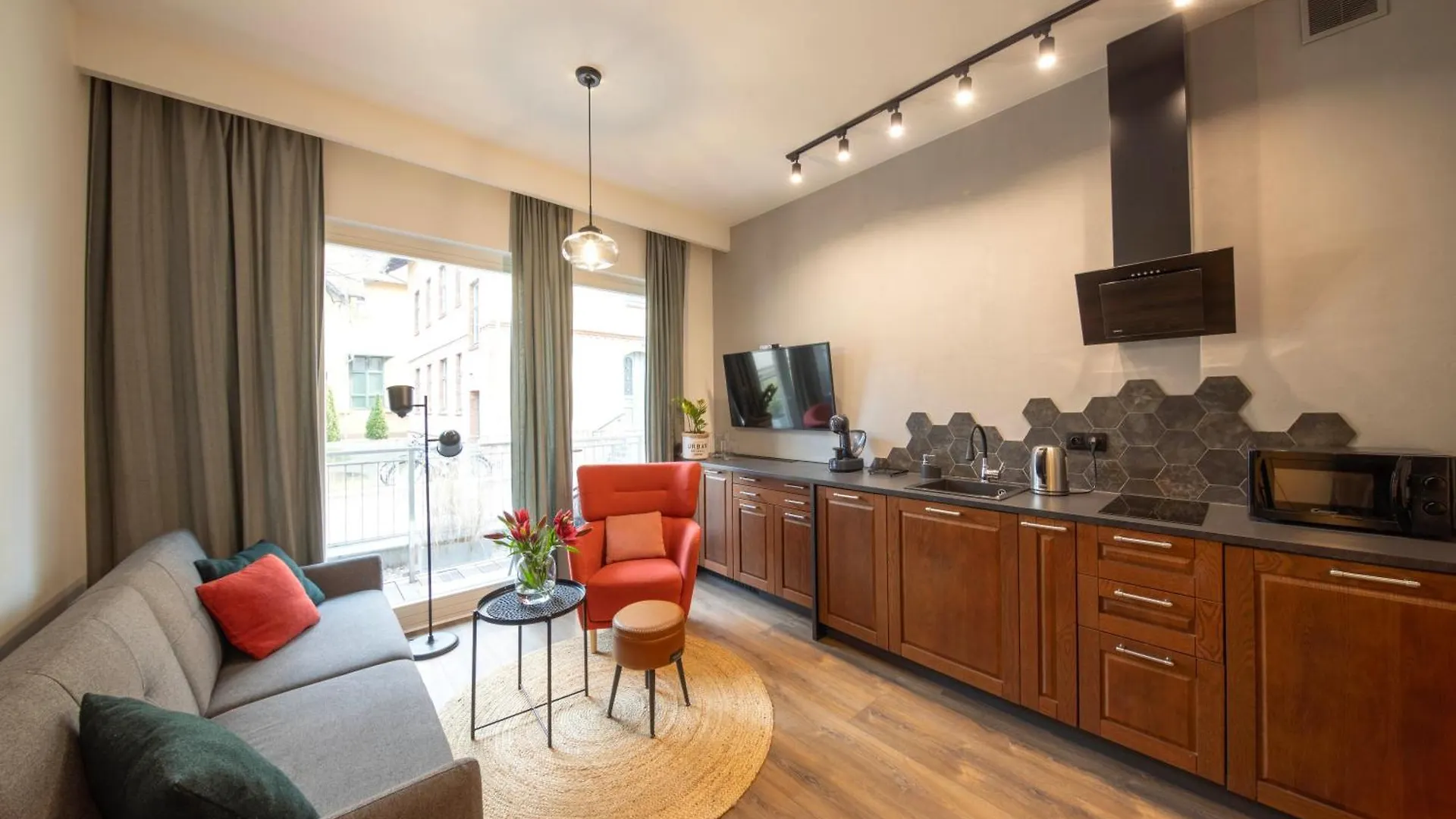 Rest Best Apartments - Elizy Orzeszkowej 10 - Hala Garazowa - Self Check-In 24H Poznan 0*,  Poland