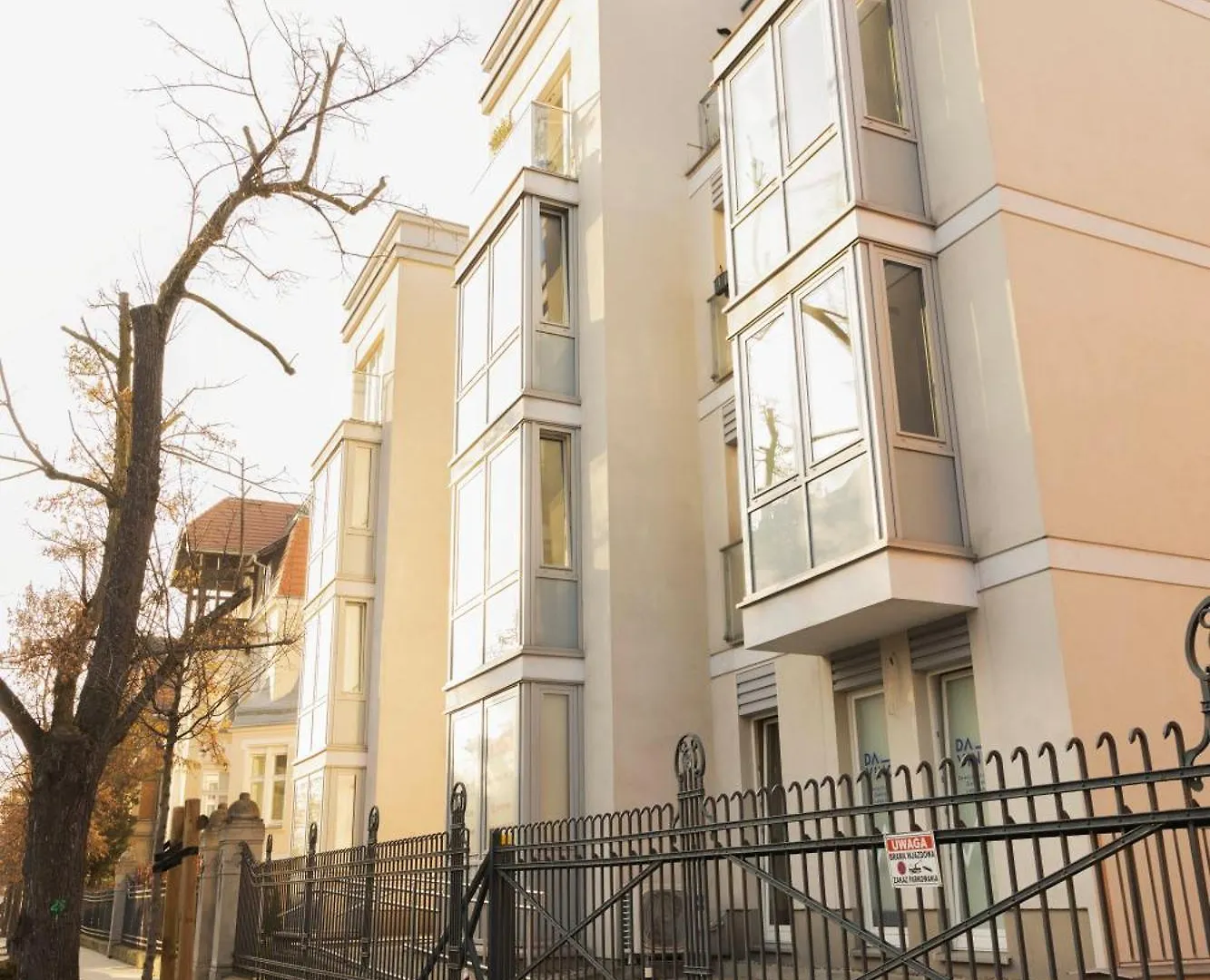 Rest Best Apartments - Elizy Orzeszkowej 10 - Hala Garazowa - Self Check-In 24H Poznan 0*,  Poland
